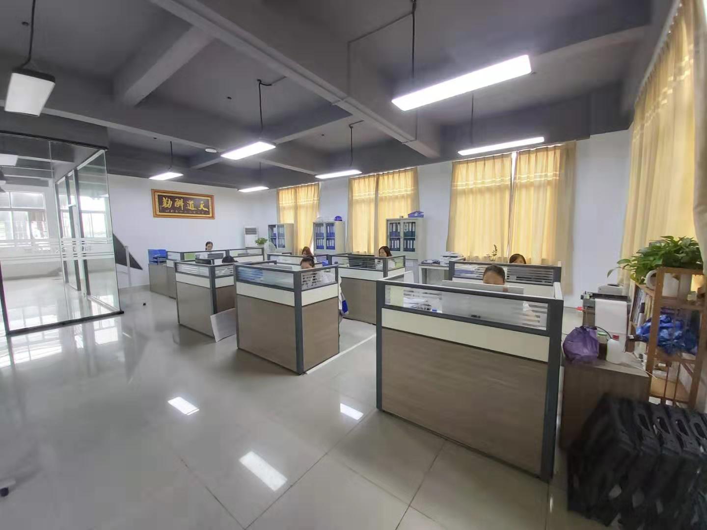 1567674481374403.jpg 1567674481374403.jpg